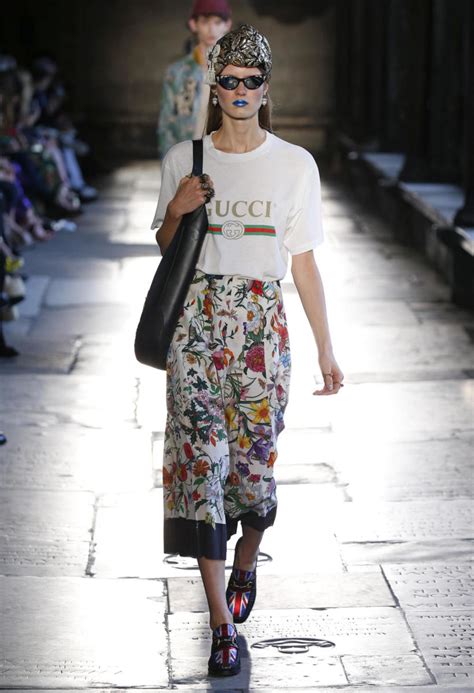 gucci cruise 2018 glasses|Gucci's Cruise 2018 Collection in Florence Was Overflowing with .